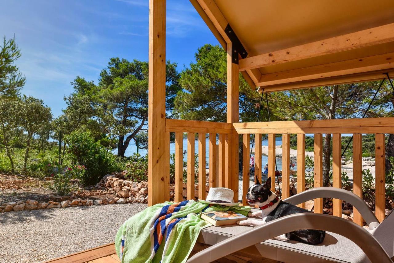 Glamping Ugljan Hotel Zadar Bagian luar foto